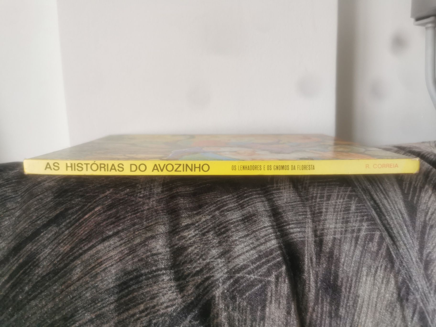 Histórias do avozinho
Os lenhadores e os gnomos da floresta