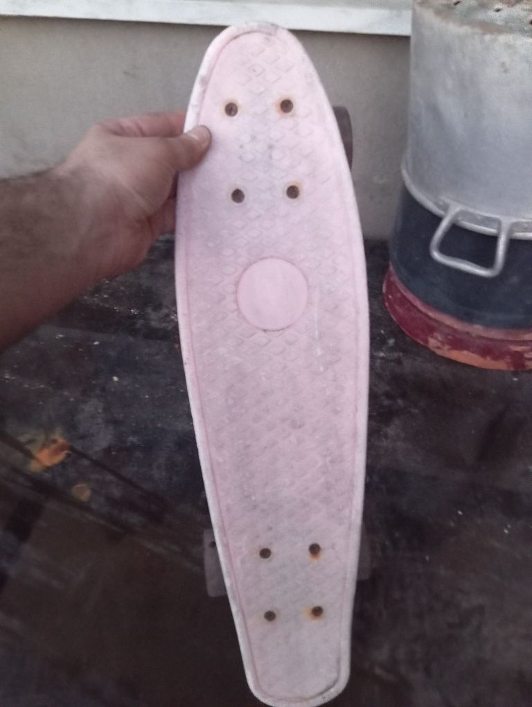 Skate Crusier...