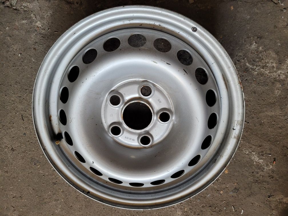 Felgi stalowe 16" vw transporter t5 t6 5x120 et51