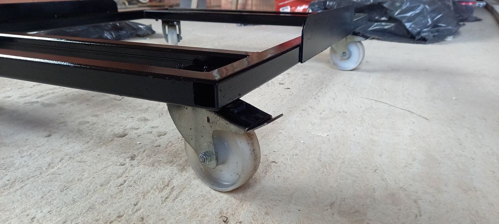 Wózek,  wózek transportowy,  platforma transportowa.