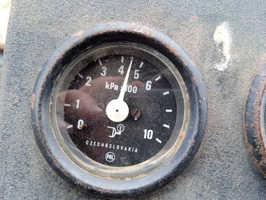 Zetor 8111 rok 1988 (Zeror 10111, Ursus 912, 1012)