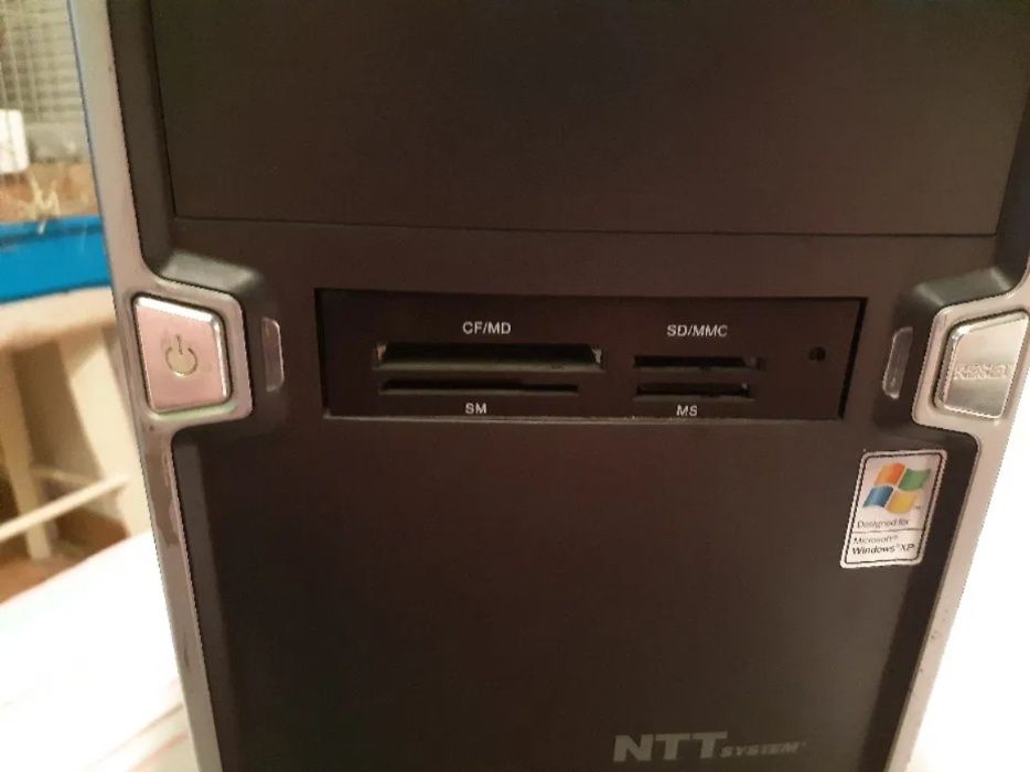 Obudowa do komputera ATX z czytnikiem kart i usb-jack