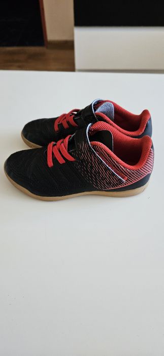 Buty do piłki halówki decathlon rozmiar 28