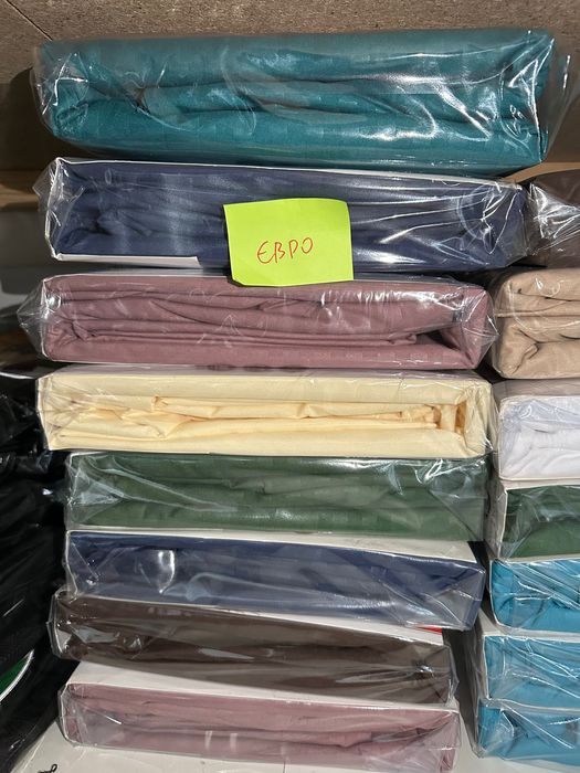 Євро та двоспальні нові зимові кольори однотонні страйп-сатин постіль