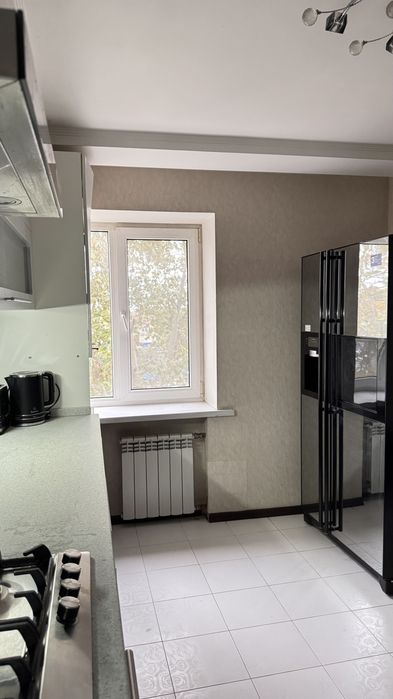 Сдам 2к квартиру Центр,ул Защитников Николаева( Декабристов).