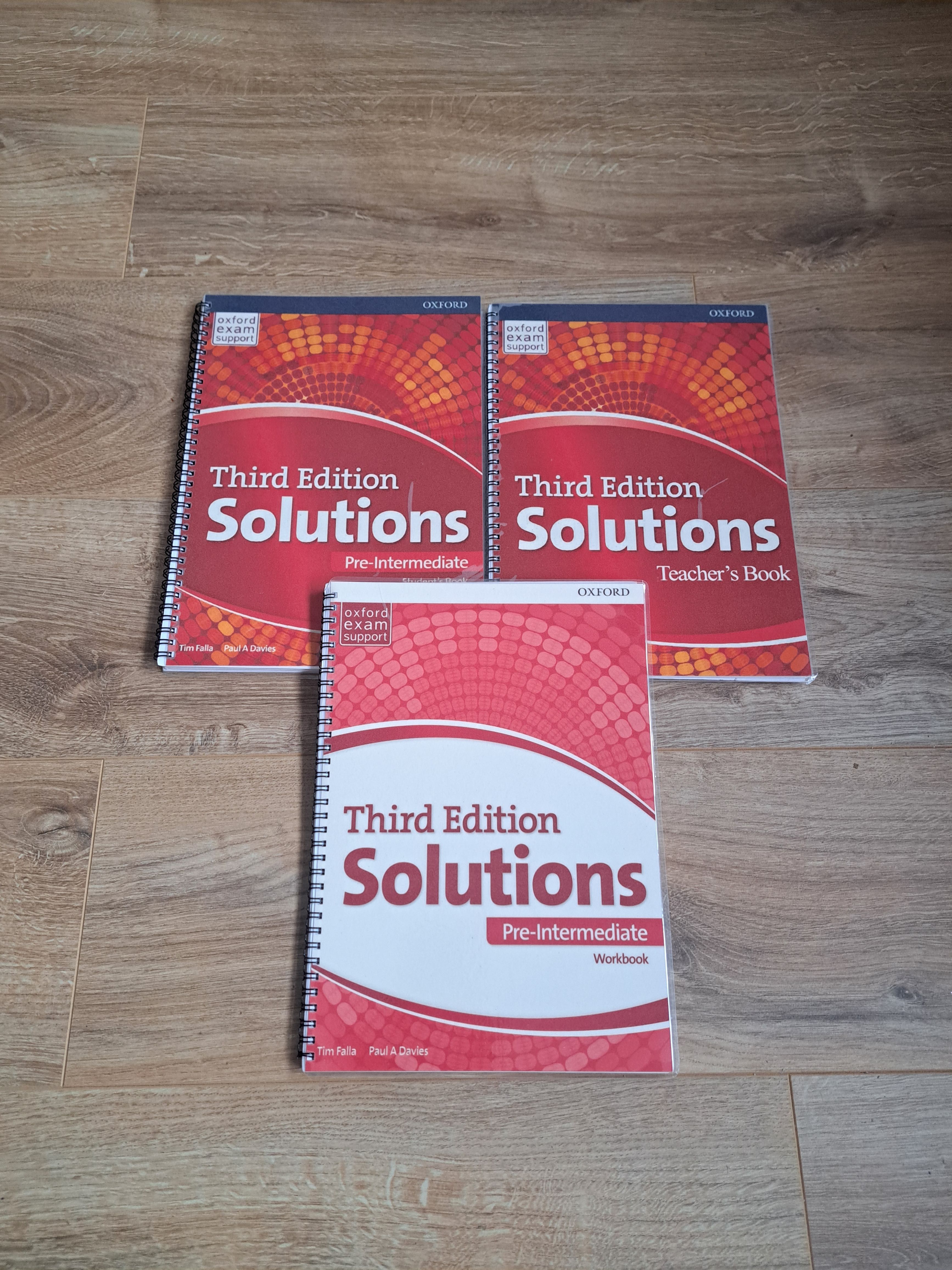 Solutions. Third edition. Pre-intermediate.