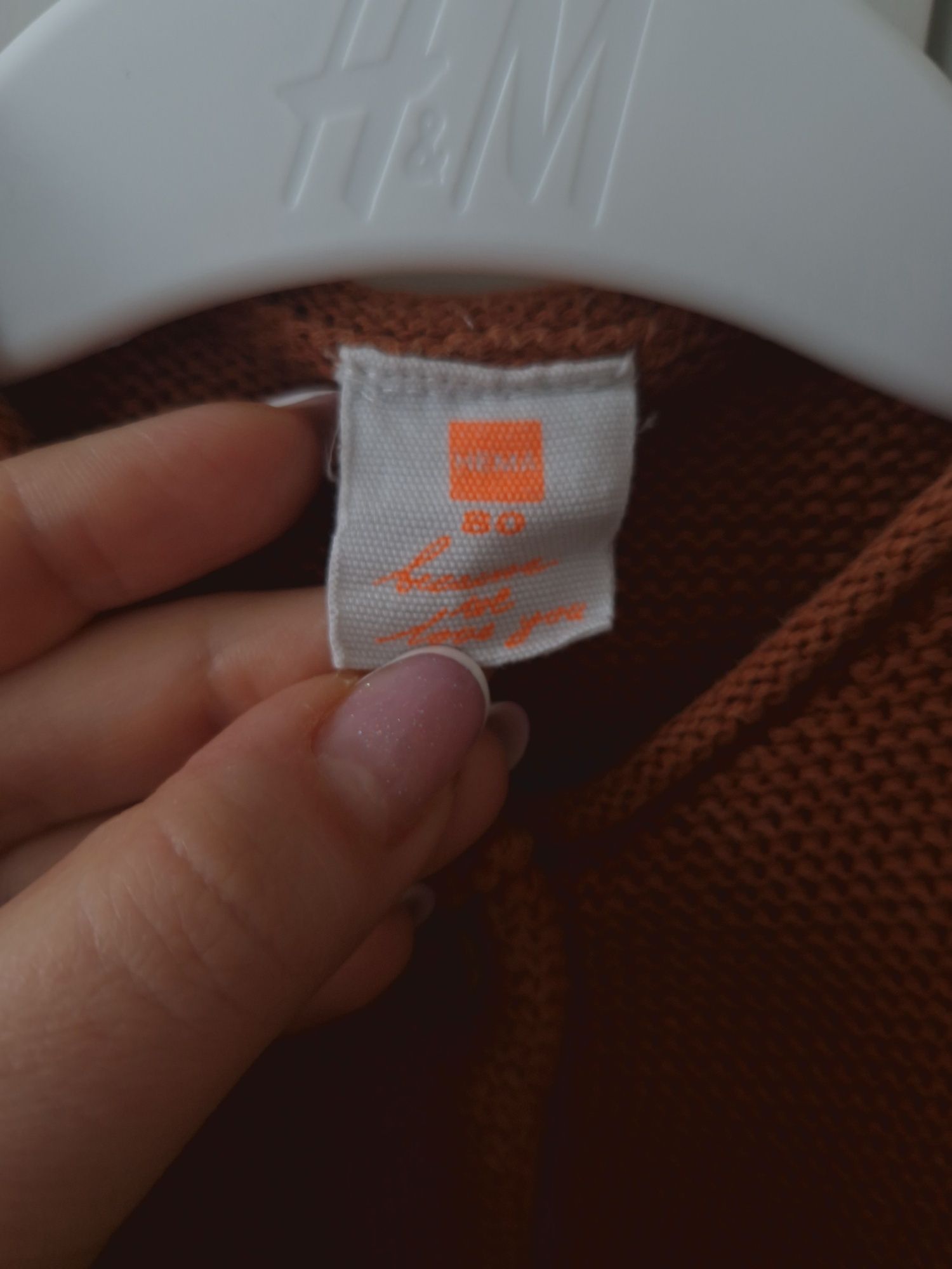 Brązowy sweter 80