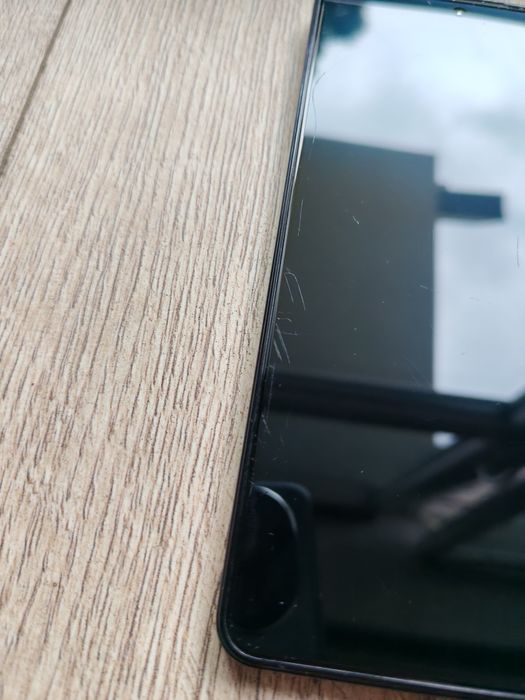 Infinix note 30 pro używany z oryginalna ładowarką i przewodem usbc