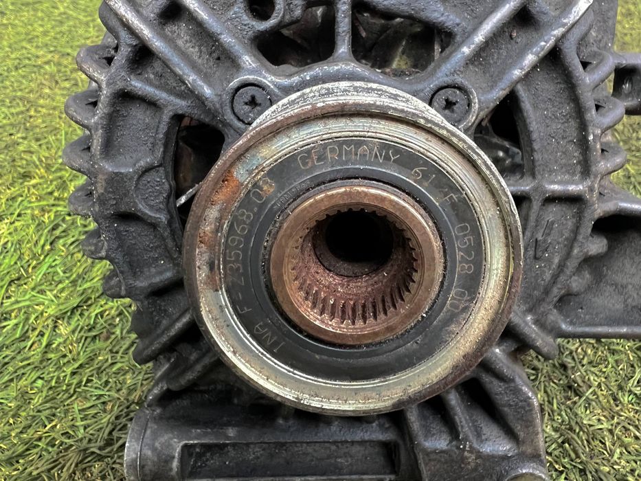 Генератор Мерседес W 203 C-Class 2.2 Cdi 200A