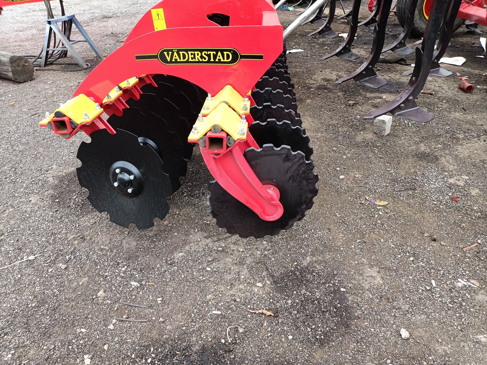 Продажа обмін Культиватор дискатор Ведерштад Vaderstad top down TD700