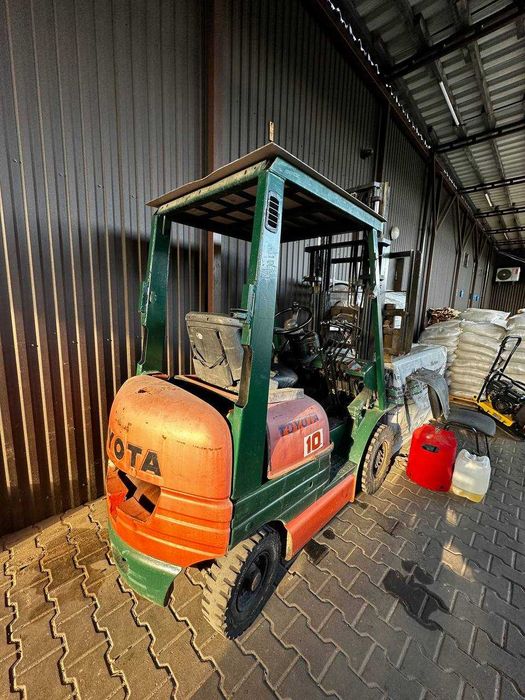 Продам навантажувач (погрузчик) кару Toyota FGL 2010