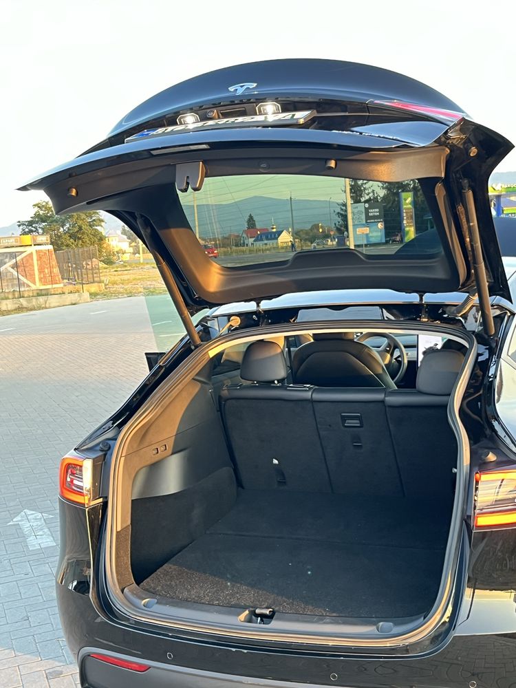 Тесла Model Y 2020 75kwt