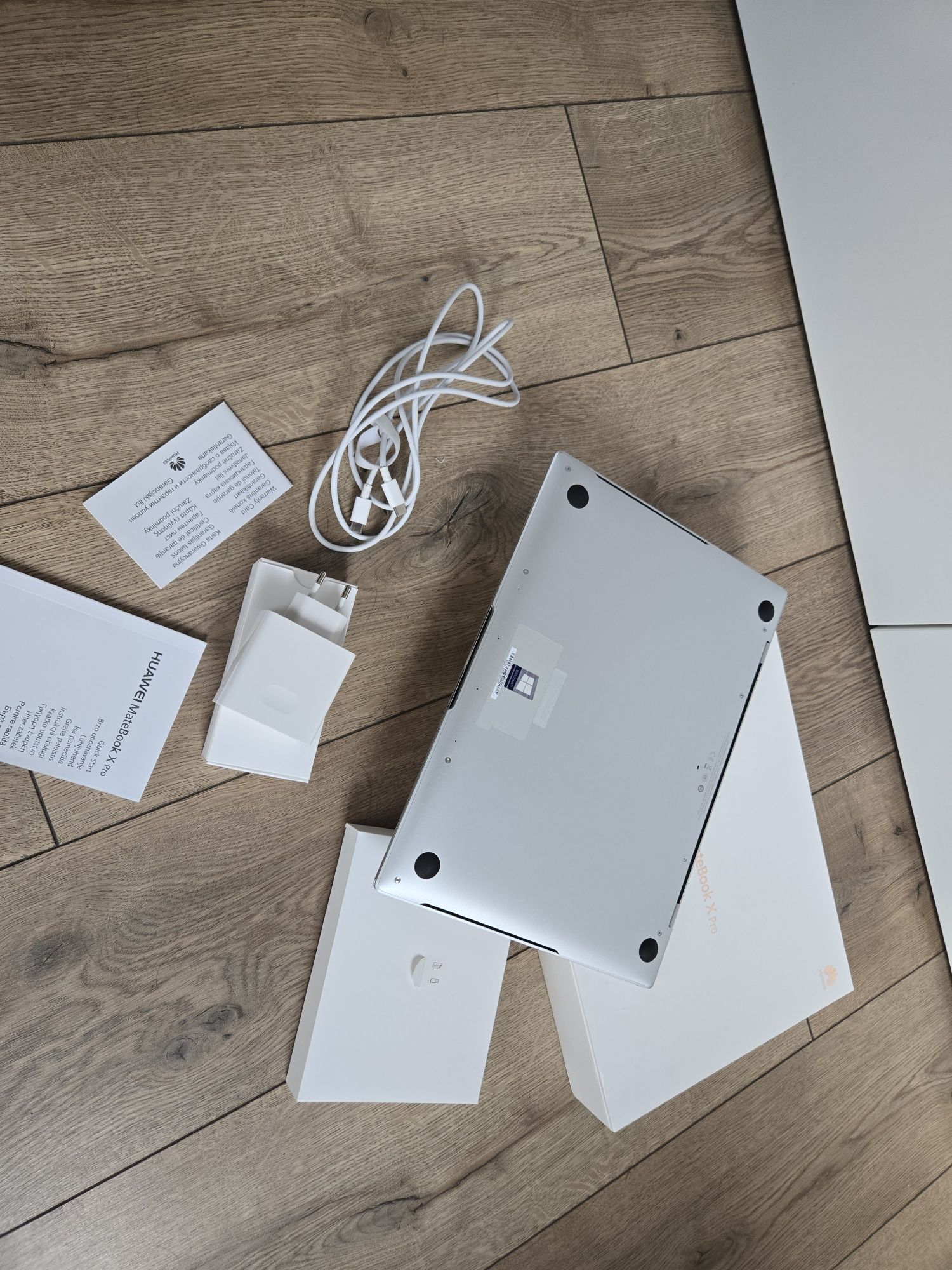 Świetny Huawei MateBook X Pro dotyk Idealny Komplet