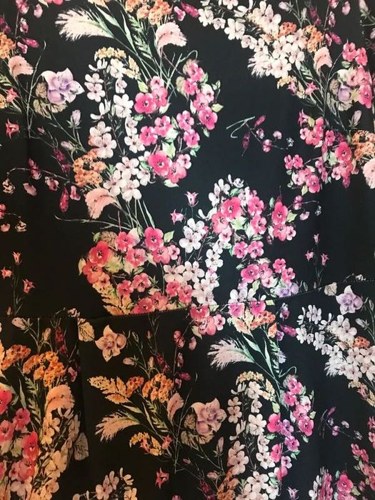 Sukienka w kwiatki mohito