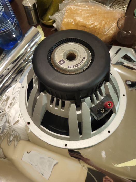 Skrzynia basowa Subwoofer jbl GTO 1214bp 350wRms