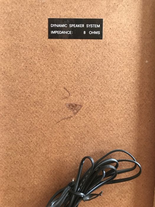 Динамічна акустична система 8 Ohms. Поличні колонки