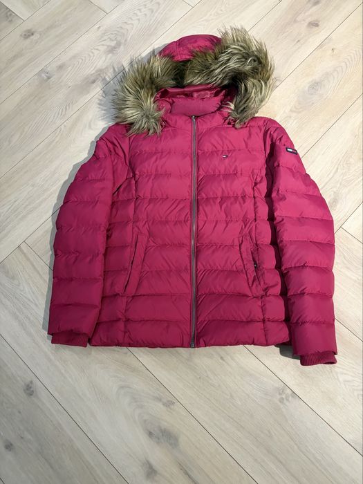 Różowa kurtka puchowa Tommy Hilfiger z odpinanym kapturem