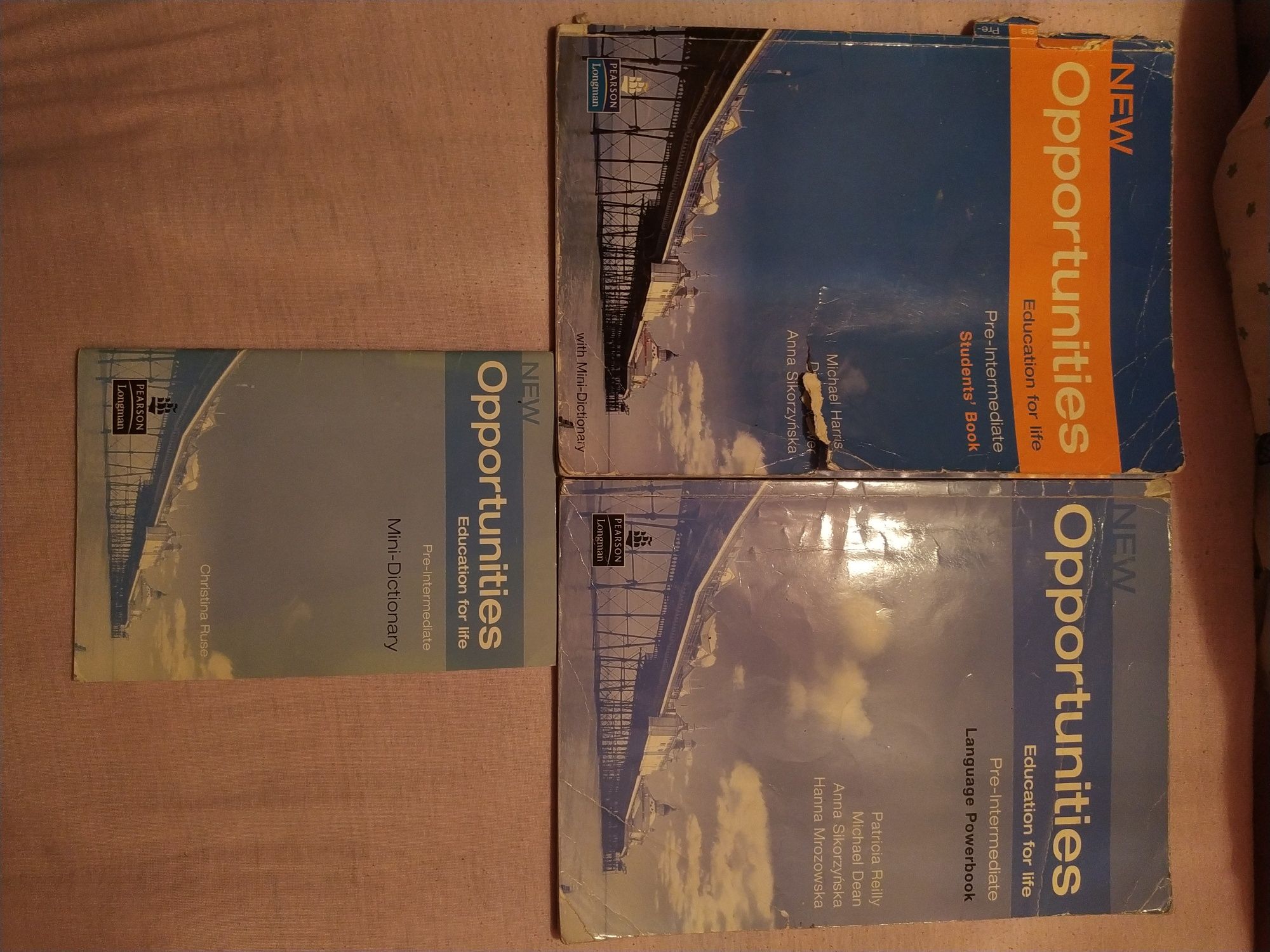 New Opportunities Pre-intermediate Student's & Workbook + dictionary