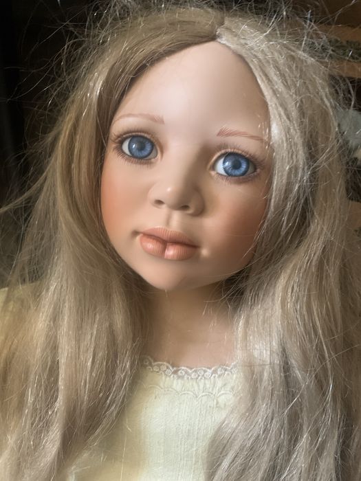 Lalka porcelanowa Annabella 96 cm o Christine Orange