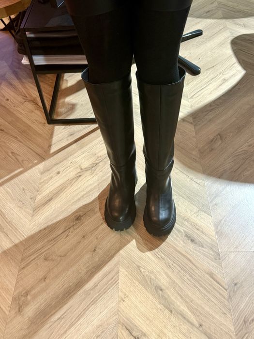 Нові жіночі зимові чоботи-труби