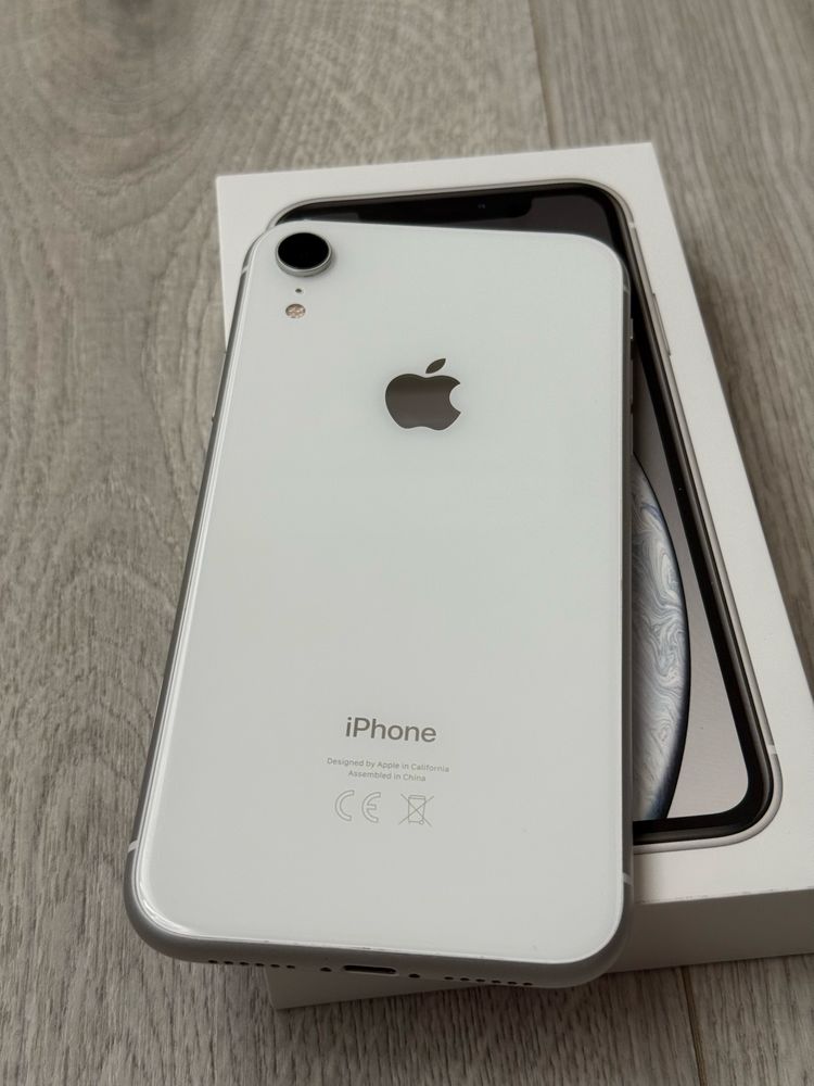 Apple  iPhone  XR