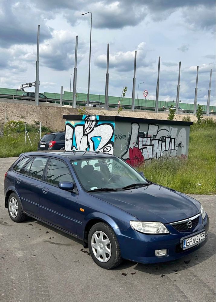 Sprzedam MAZDA 323F 2001r. 1.6lpg