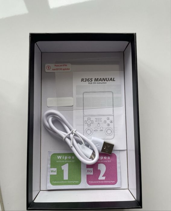 Портативна ігрова консоль Game Console R36S, 64 ГБ