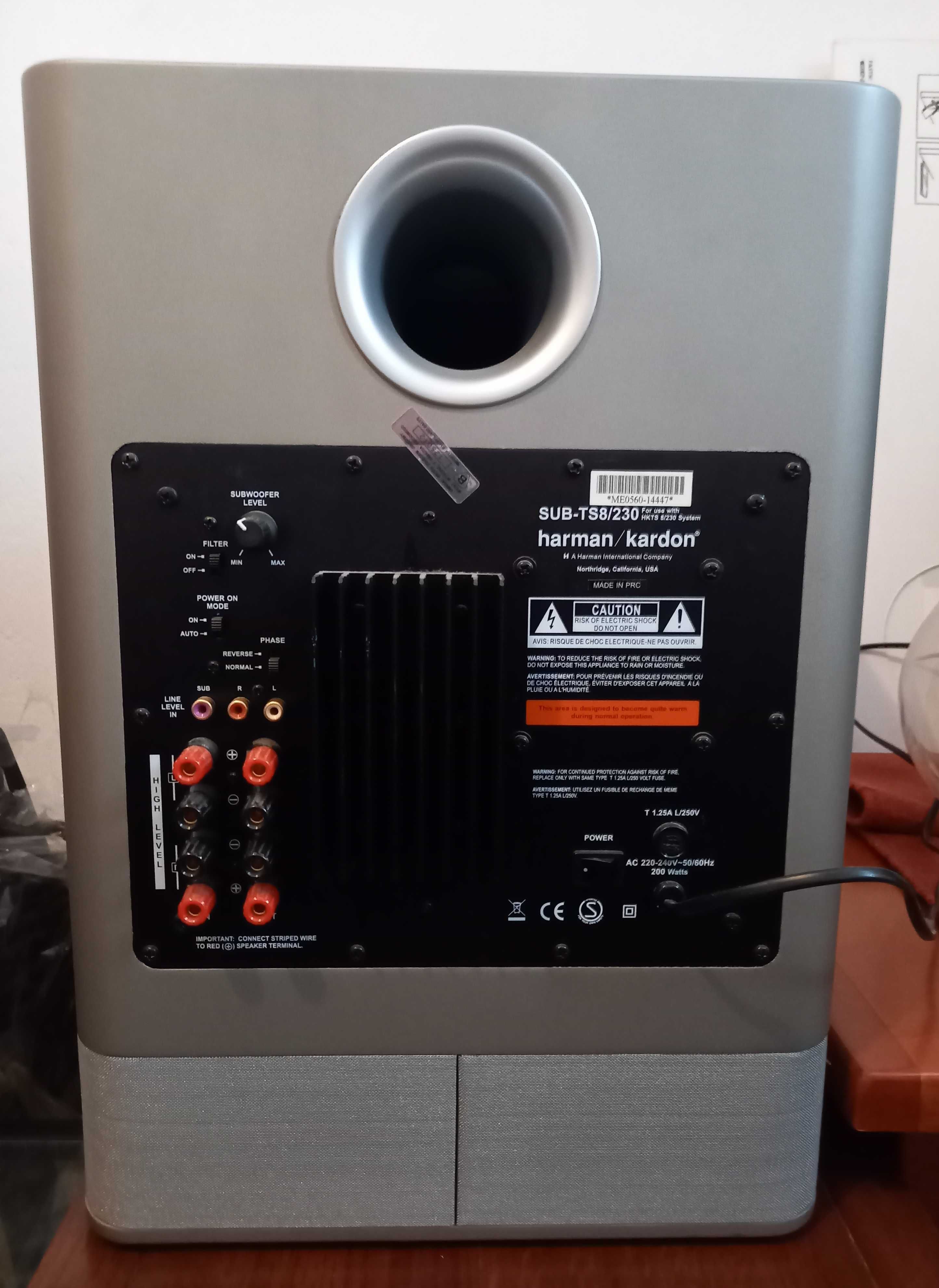 Amplituner HARMAN KARDON AVR 235 + zestaw głośników i subwoofer