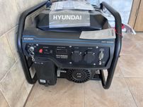 Бензиновий генератор HYUNDAI HHY 3050FE