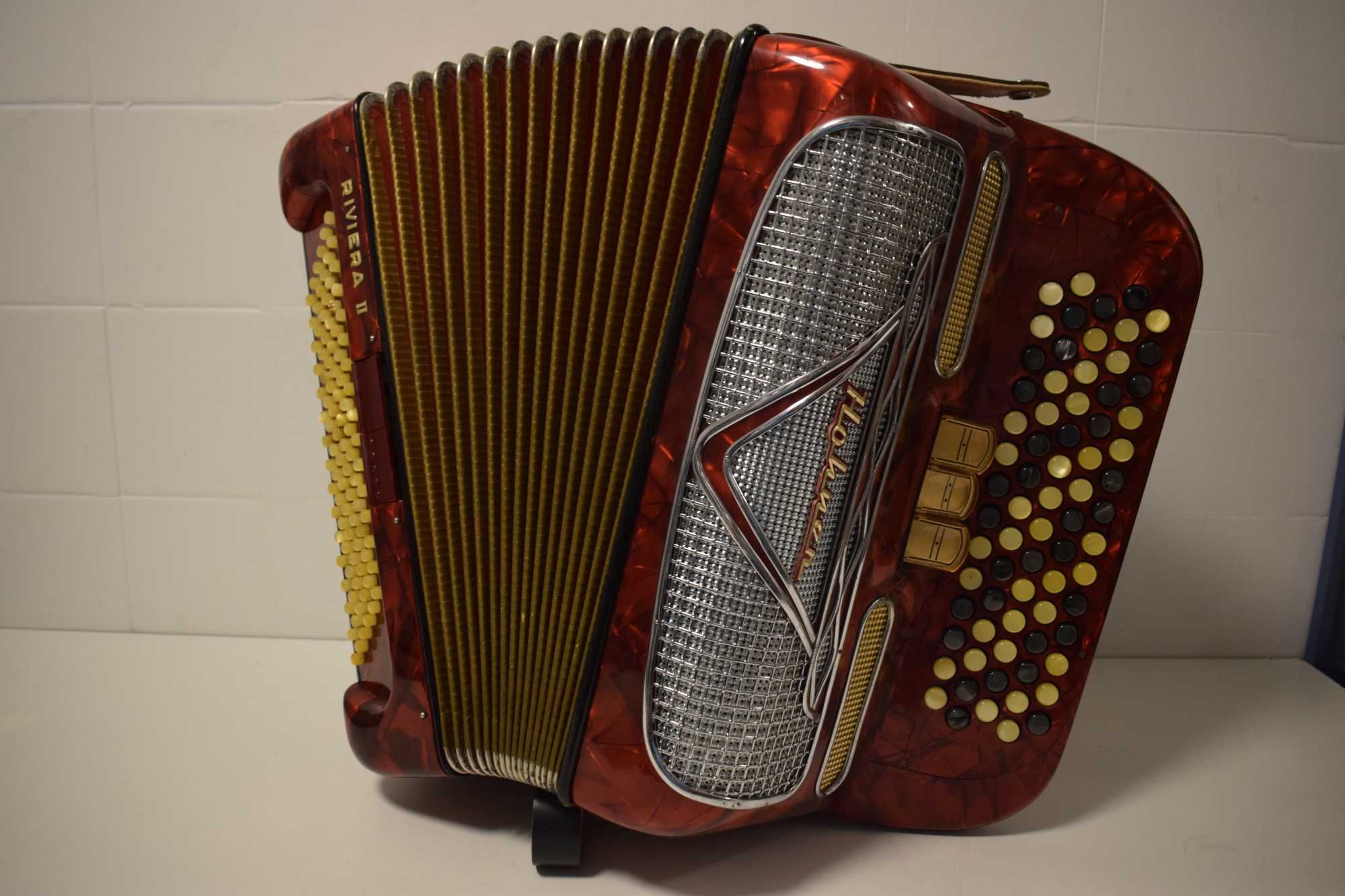 Acordeao hohner Riveira II 2  Voz 96 Baixos, N .252