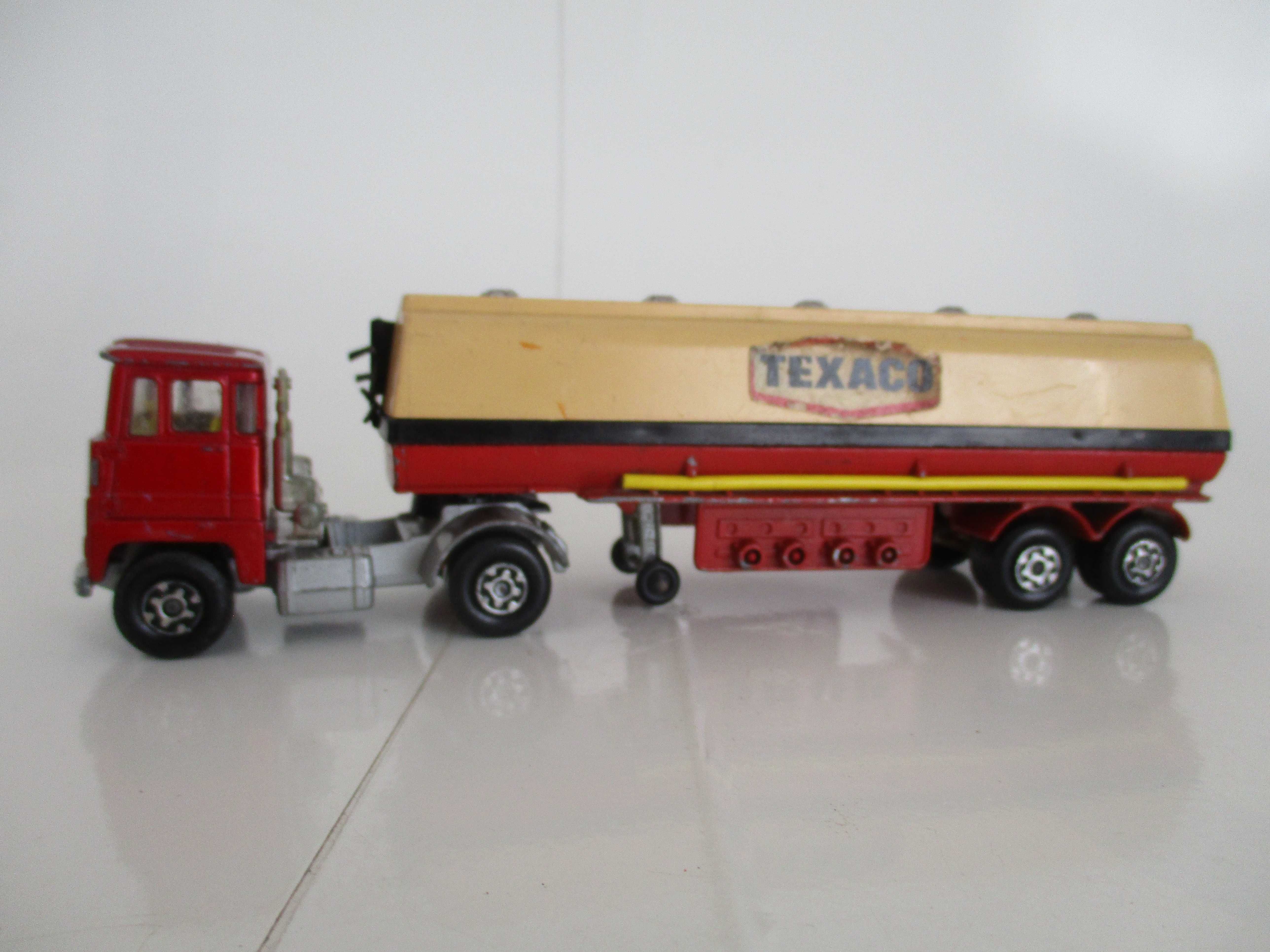 Miniaturas - Camião SCANNELL TRACTOR K17-23 MATCHBOX 1973