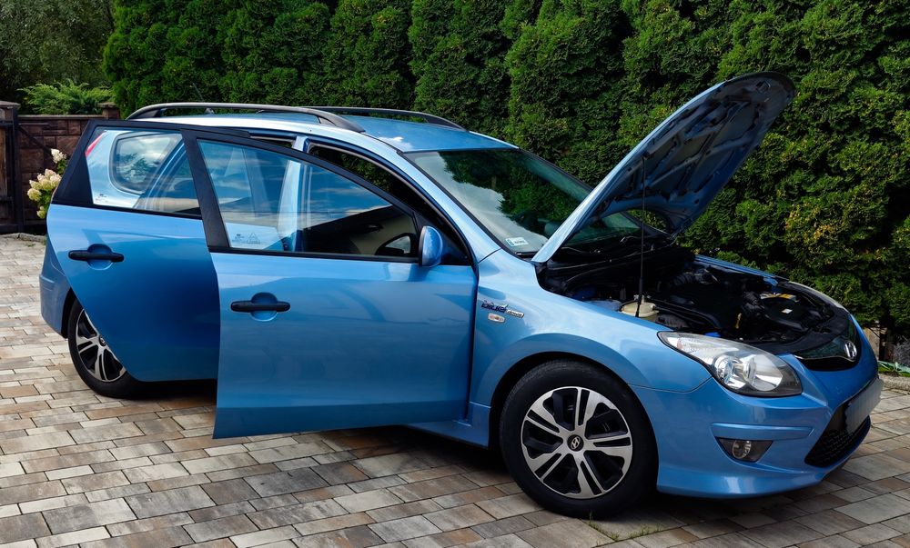 HYUNDAI i30cw 1.6 CRDI BlueDrive