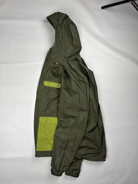 Чоловіча вітровка дощова куртка Helly Hansen Roam 2.5L Оригінал