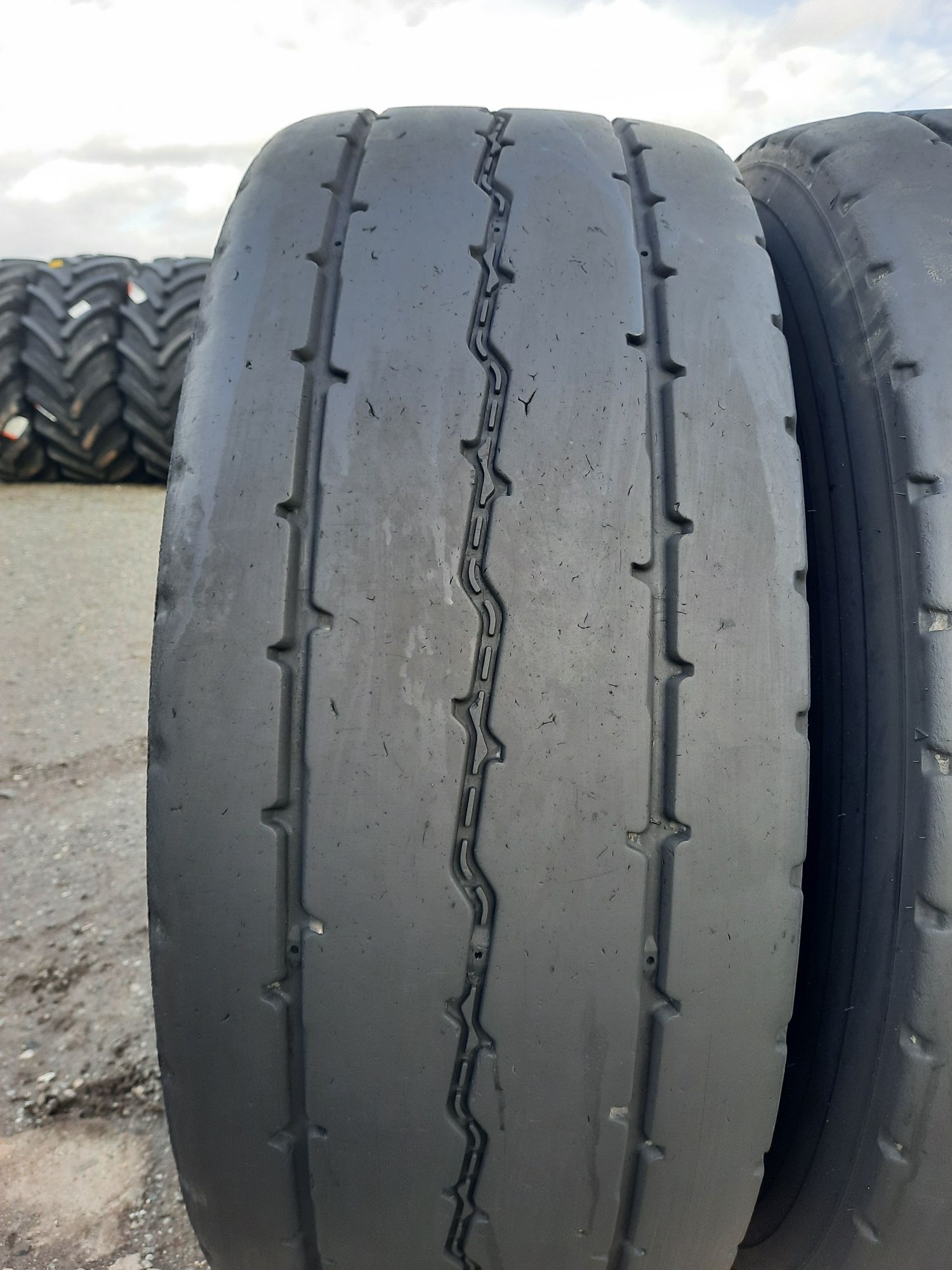 Opony 385/65 R22.5 Goodyear Omnitrac MST II budowlane