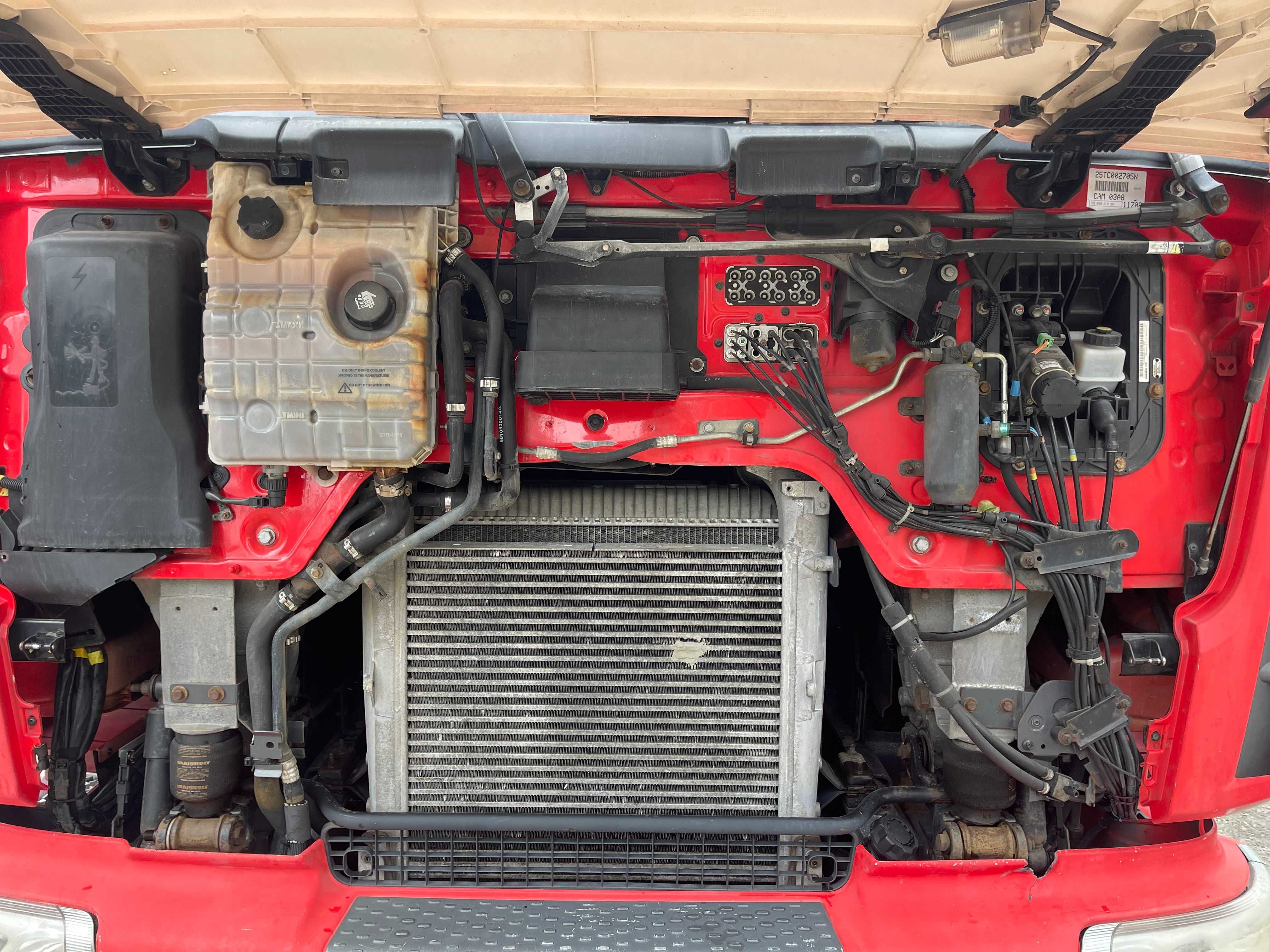 Renault Premium + контейнеровоз