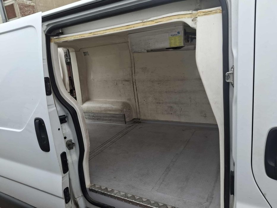 Renault Trafic II samochód gotowy do jazdy, po dużym serwisie