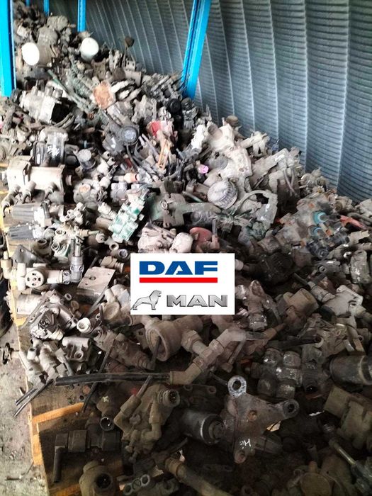 клапани повітрені ,гідравлічні, трубки, шланги, тягачі  ДАФ,МАН,РЕНО