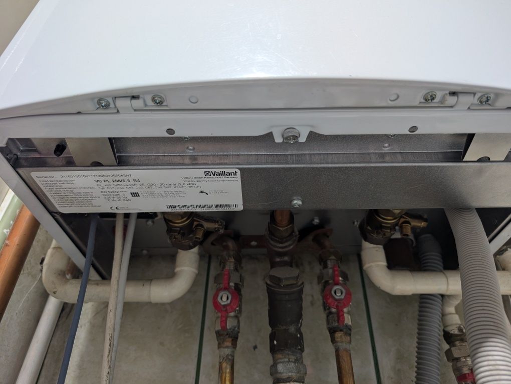 Kocioł gazowy jednofunkcyjny Vaillant VC PL 206/5-5 R4 24kw