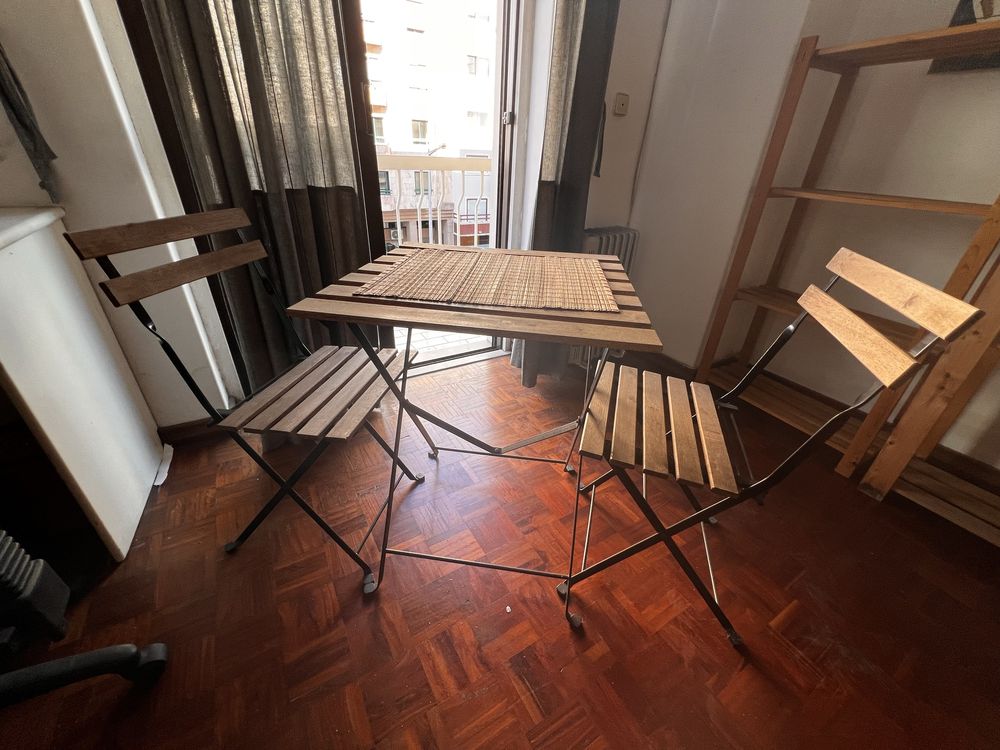 Conjunto Sofá-cama + Estendal Vertical + Mesa & Cadeiras + 1Estante Gr