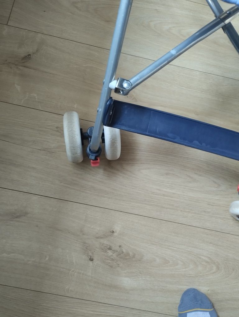 Wózek spacerowy parasolka