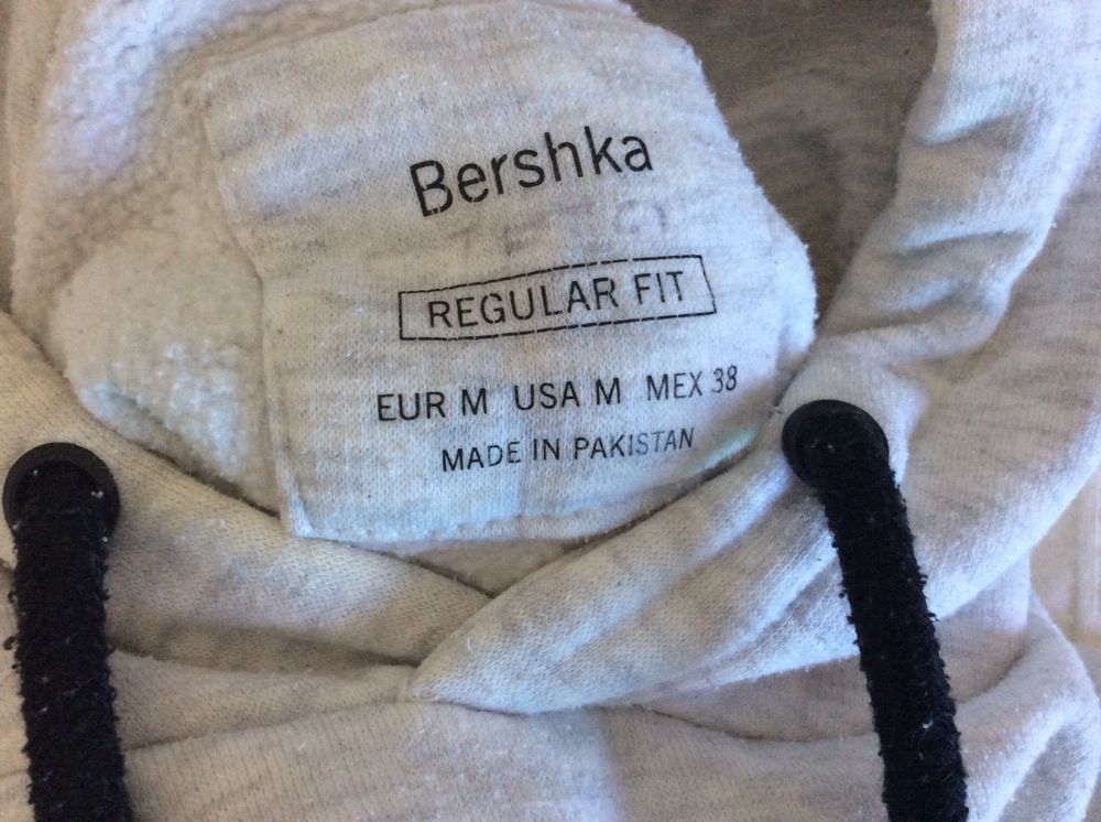 Camisola capuz - Hoodie Sweats - semi novo M Bershka para rapaz ou hom