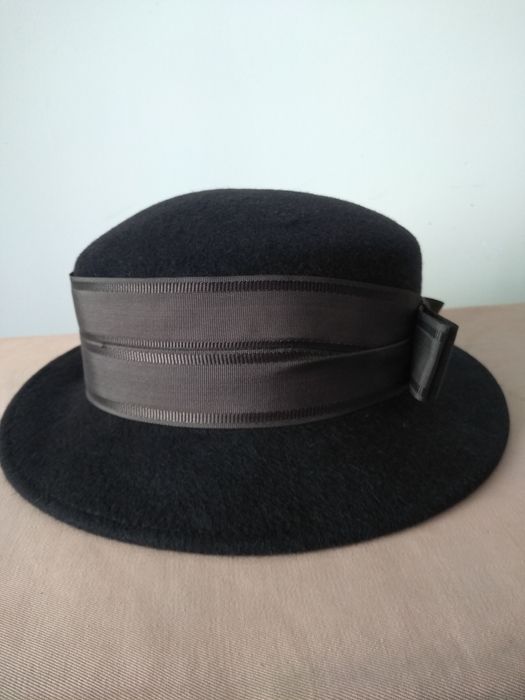 Продаю фетровий капелюх