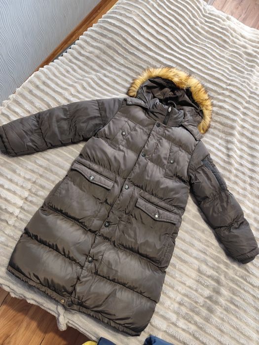 Пальто,куртка подовжена, пуховик на хлопчика 8-10 років
