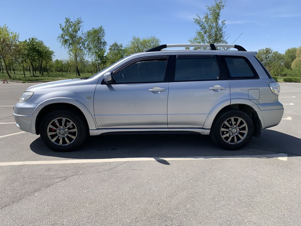 Продам Mitsubishi Outlander
