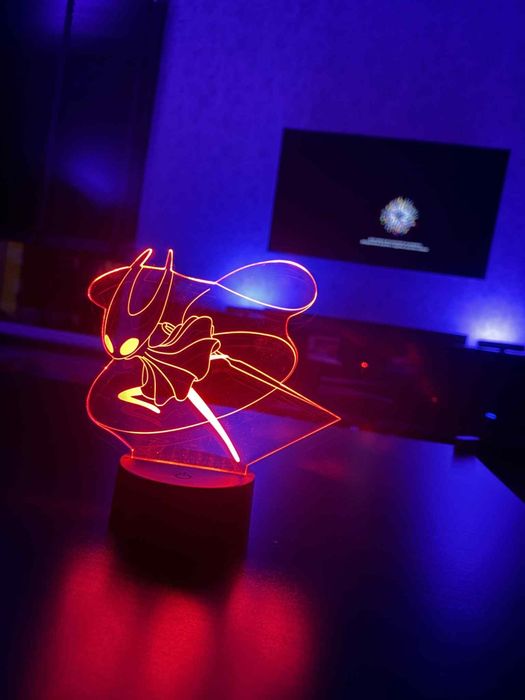 Lampka LED Hollow Knight