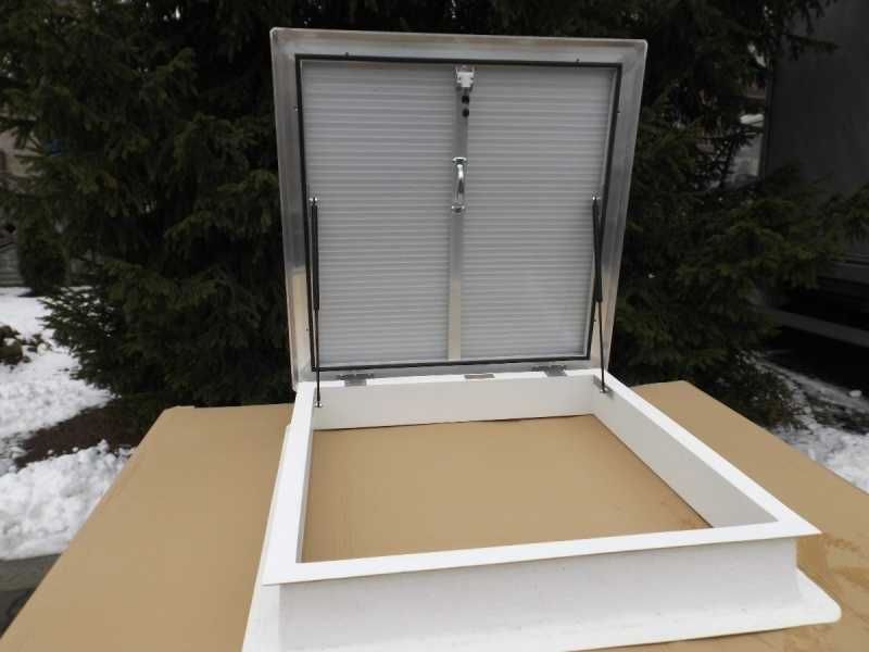 Wyłaz dachowy 80x80 h 15 świetlik wyłazy