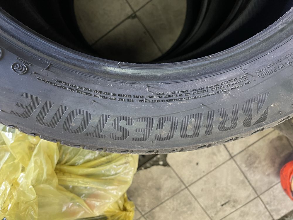 Opony letnie Bridgestone RunFlat 305/40R20