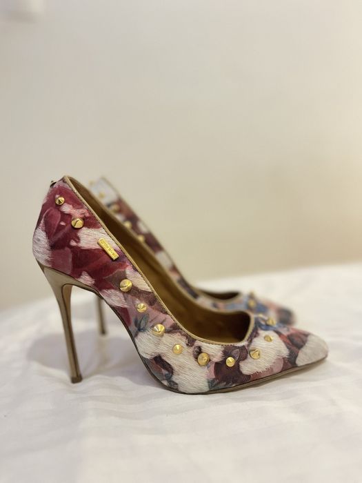 Sapatos couro poney cores Egidio Alves