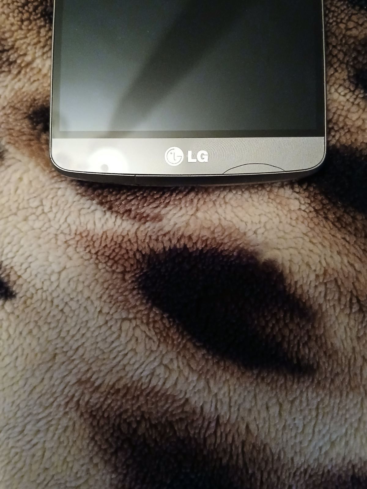 Телефон флагман lg g3 d 855