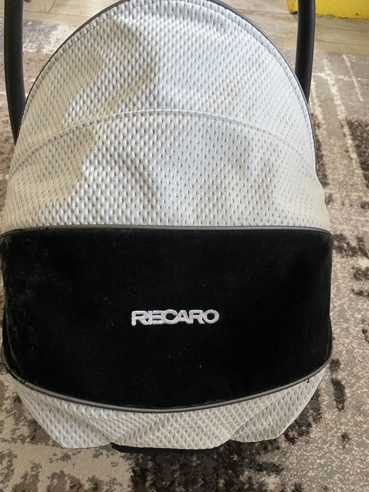 Автокрісло Recaro 0+